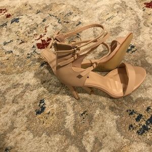Tan sandals,NWT.